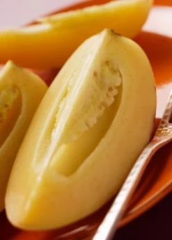 Pepino Dulce (Solanum Muricatum) 10 Pepino Dulce (Solanum Muricatum) -Plant related-Sow Exotic pepino dulce fruit cut open